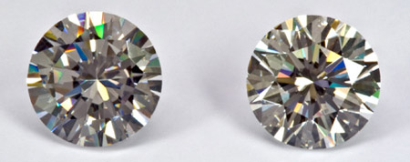 Which is CZ, which is diamond?